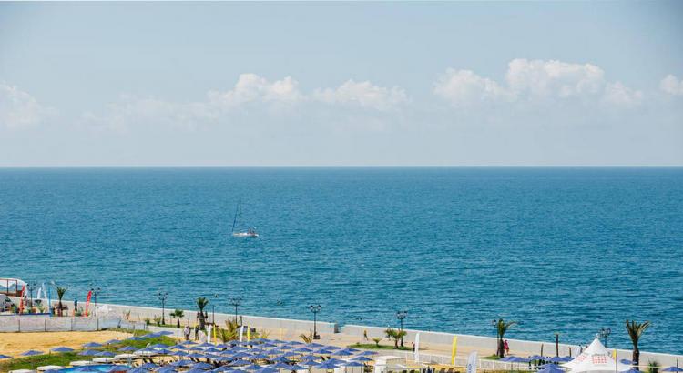 Где лучше отдохнуть семьей на черном море